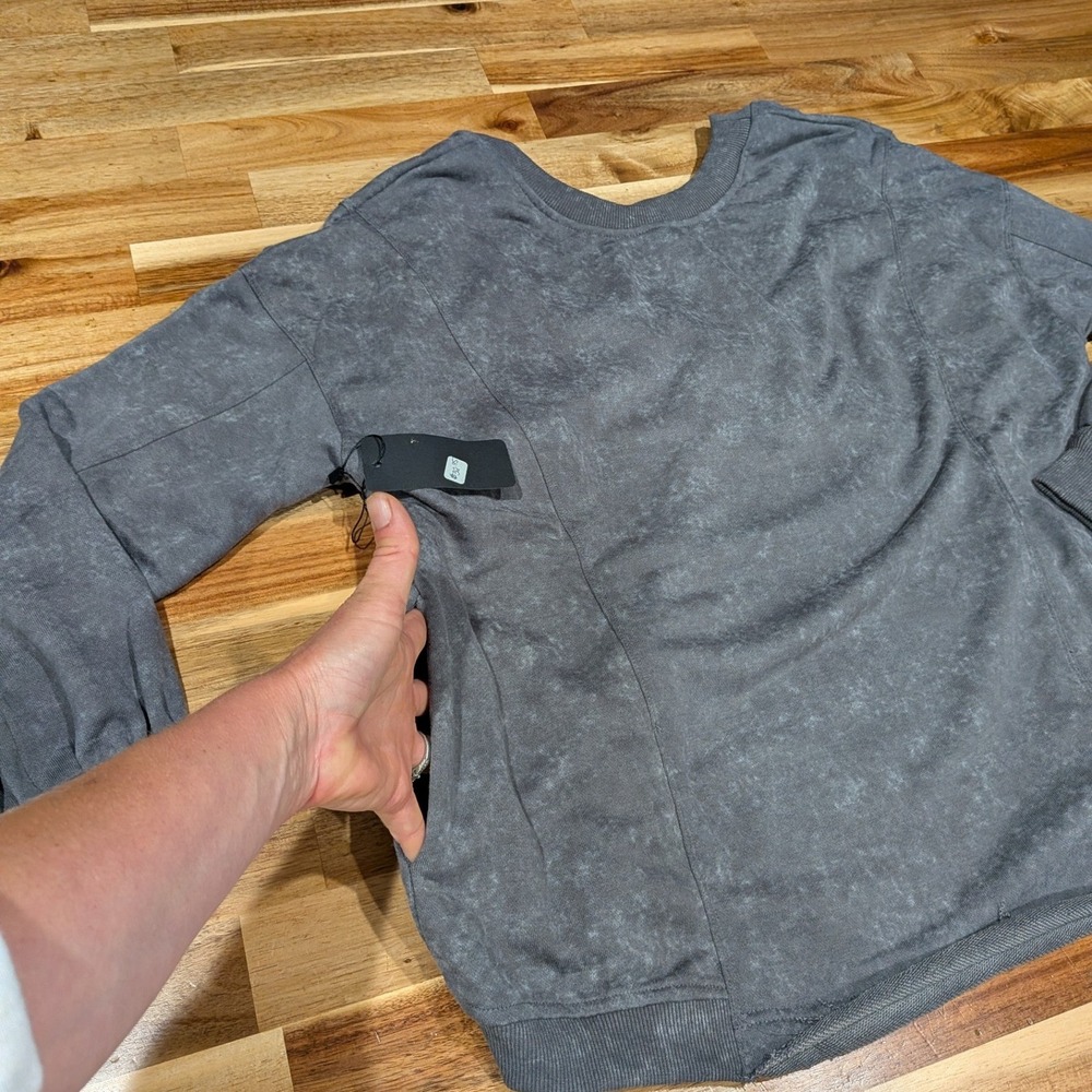 NWT Womens Gray Mineral Wash Open Back Sweatshirt M Twist Back Athleisure Boho‎ - Picture 6 of 9